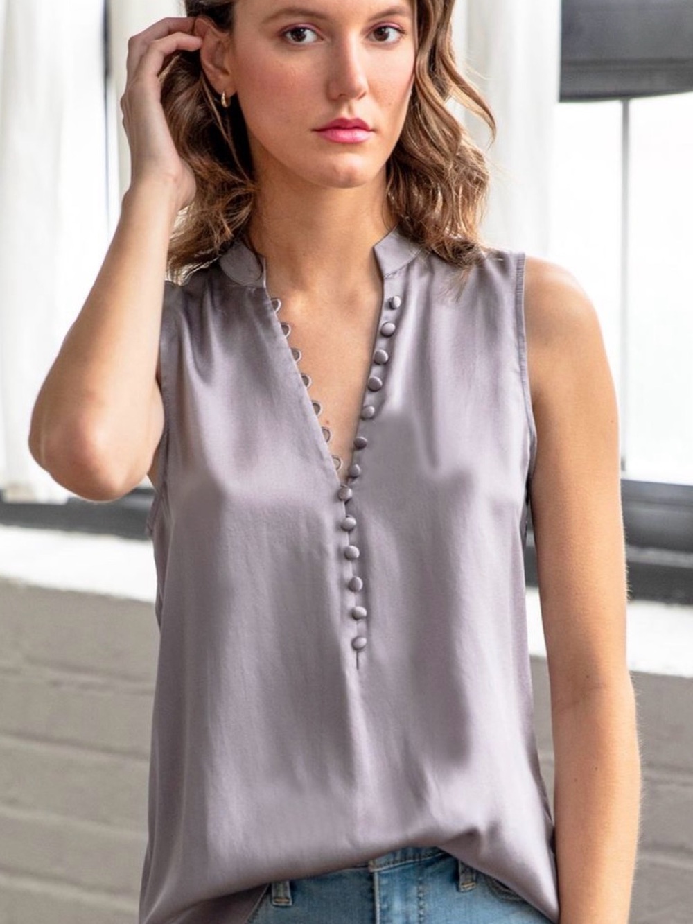 GO BY GO SILK Sleeveless V-Neck Button-Trim Camisole Dark Sage Size S 100% Silk